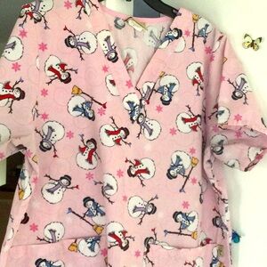 🎄Tafford snowman nurses scrub top size M